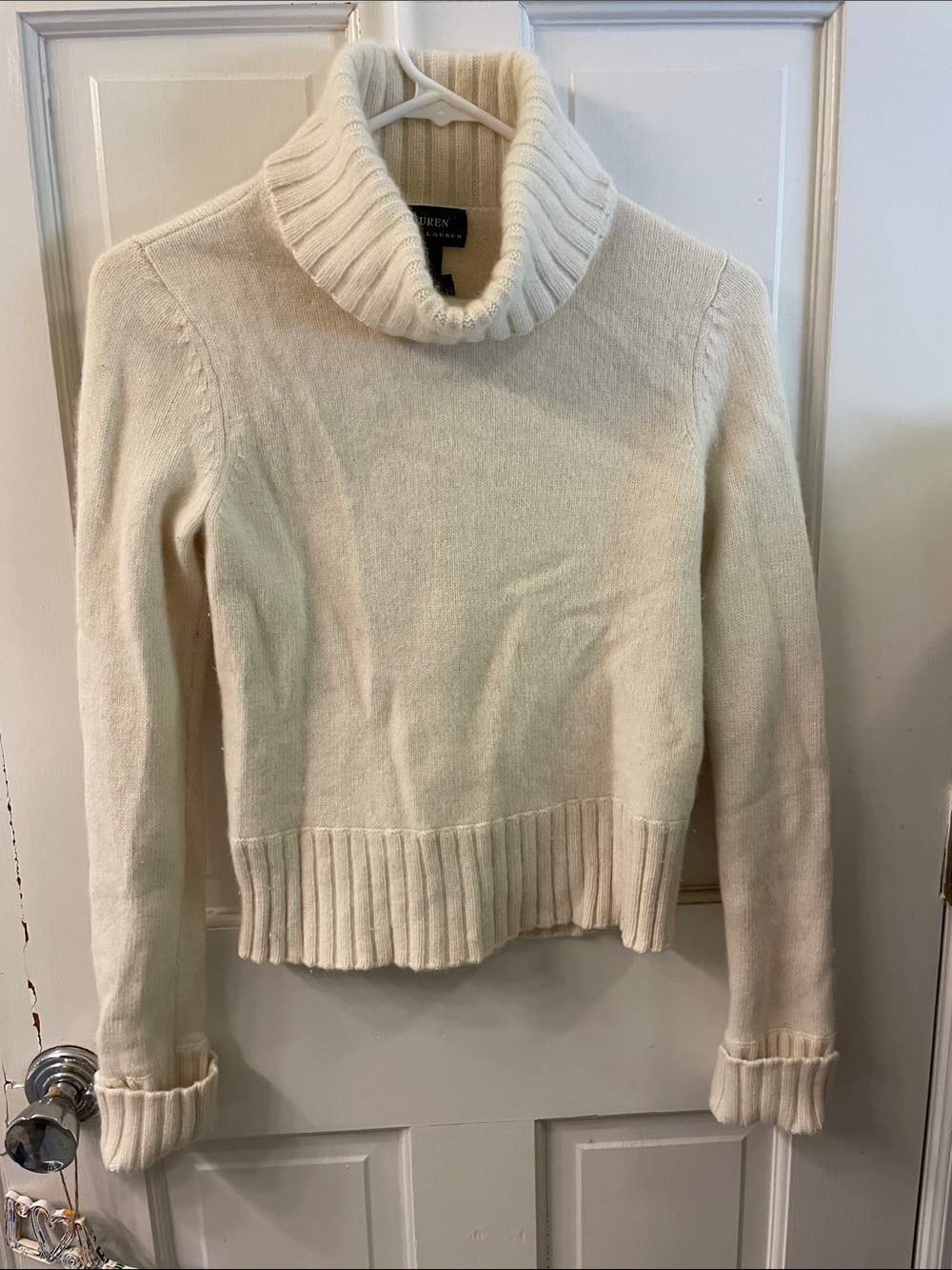 Club Monaco Cream Funnel Neck Turtleneck Sweater